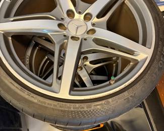 AMG RIMS W/TIRES