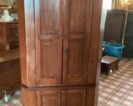 corner cabinet