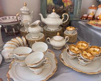 Gorgeous 24kt gold China set