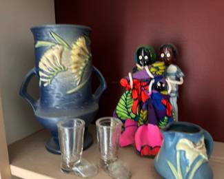 Roseville Freesia Vase