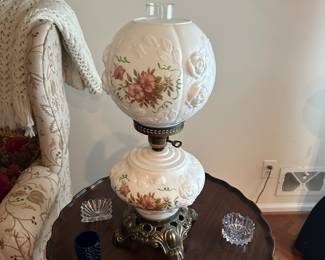 Phoenix GWTW Lamp Cabbage Rose