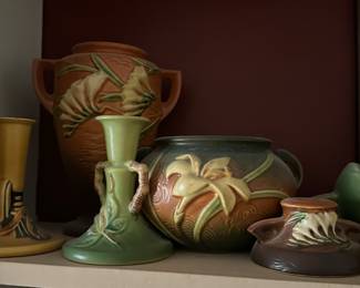 Roseville Pottery Freesia