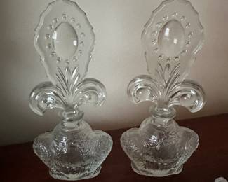 Fleur De Lis Dauber Late 50's EAPG Art Deco Perfume Dresser Bottle