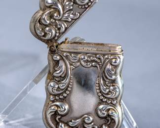 $25.00  -  VICTORIAN SILVER PLATE MATCH SAFE - $25.00