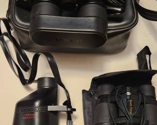 Binoculars Tasco 7x200 with case, Tasco wide angle, bushnell  with case