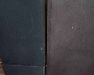 2 Kenwood speakers 2 technics spaekets