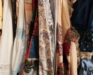 Square dancing clothing