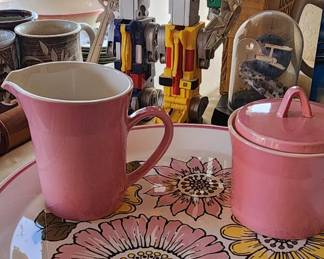 Transform  toy, New Zealand dishes 