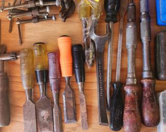 Wood carving tools