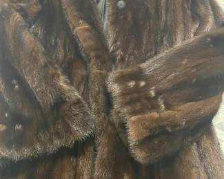 Brown mink coat - size M