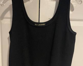 St. John’s essentials tank top size small