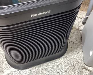 Honeywell power plus HEPA air purifier