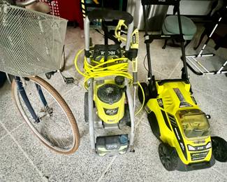 Ryobi 3300 psi 2.5 GPM cold water, gas pressure washer With Honda engine