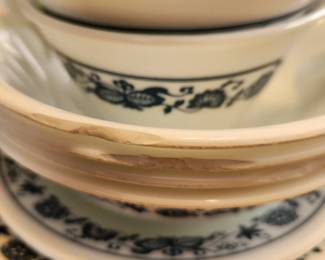 #129	18 piece Corelle by Corningware as-is chips on bowls	 $36.00 
