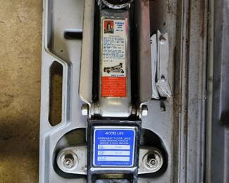 #37	Hydraulic Floor Jack 4000lb Model F-361	 $40.00 
