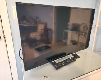 #112	Sony Bravia 32" TV model:KDL32R330B	 $45.00 
