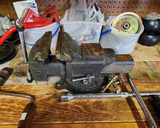 #62	Vice 5 inch jaws 14 inch long #5	 $50.00 
