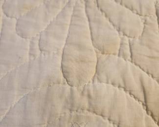 #134	Quilt Multiple Bird Design 90x68 (some stains and some tears)	 $20.00 
