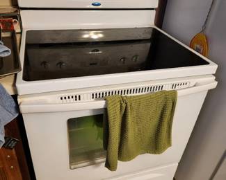 #70	Whirlpool 4 Burner Stove w/ Oven	 $75.00 
