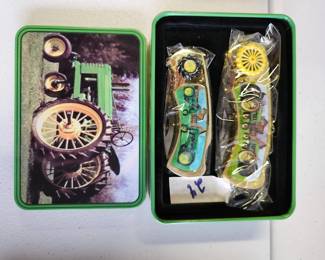 #49	Set of 2 John Deer Knifes in tin case	 $24.00 

