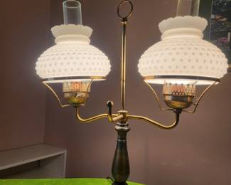 #89	Vintage Plymouth Ruffled Hobnail Glass Double Table Lamp works	 $50.00 