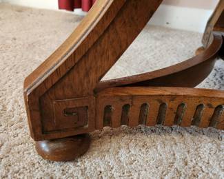 #85	Heritage Mid-Century round marble top end table 24.5'round x22H	 $45.00 
