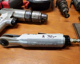 #29	Snap-On FAR25 Reversible 1/4" Drive Pneumatic Air	 $30.00 
