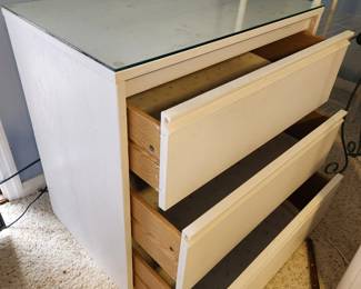 #108	White painted dresser 3 drawer with glass top 30x18x29	 $20.00 
