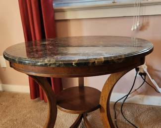 #85	Heritage Mid-Century round marble top end table 24.5'round x22H	 $45.00 
