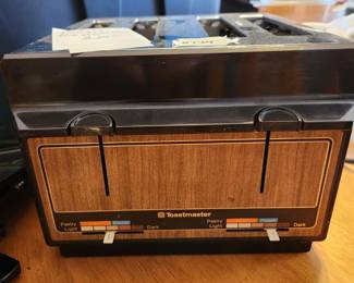 #125	Vintage Toastmaster tested 	 $20.00 
