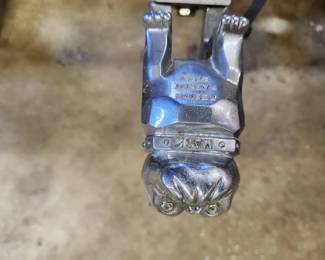 #77	Truck mount with 4 horns and Mack Bulldog emblem	 $150.00 
