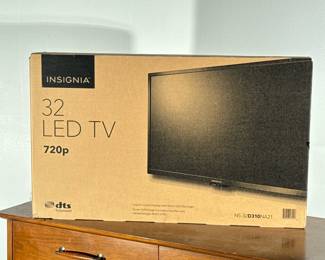 [NIB] INSIGNIA 32” FLATSCREEN TV | Model NS-32D310NA21, in original box.

