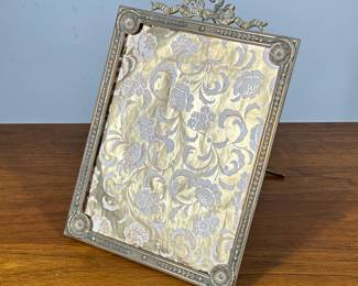 French Brass Frame | Insert 9 x 7 in. - h. 11.25 x w. 8 in (overall)

