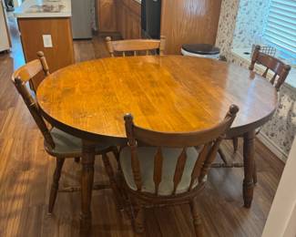 Breakfast Table and Chairs