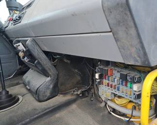 Freightliner Flatbed FL70