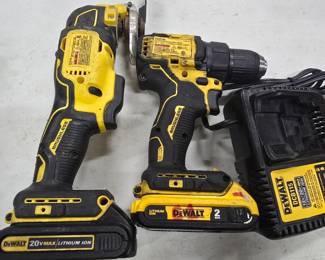 Dewalt drill and oscillating tool