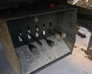 1997 Chevrolet C6500 Kodiak
Ready to work. 256k miles. CAT 3116 Engine, Diesel.