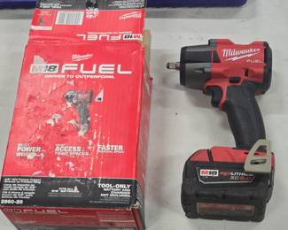 Milwaukee 3/8 mid torque impact wrench