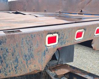 Freightliner Flatbed FL70