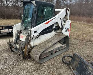 2018 Bobcat Track loader T650 with only 3,755 hours