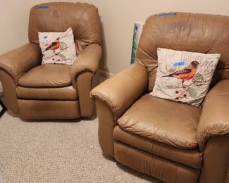 Pair Lazy Boy recliners.