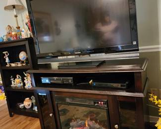 Sony 40" TV
Electric Fireplace
VHS Player
