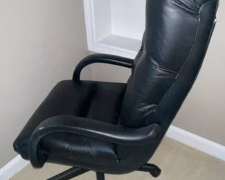 Rolling Desk Arm Chair