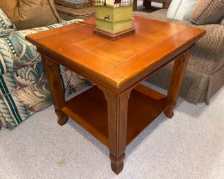 Wooden End Table With Bottom Shelf