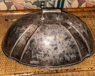 Metal Handled Buffet Cover