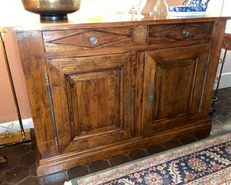 Large Antique Wooden Dining Room Buffet Cabinet With 2 Doors & 2 Drawers
