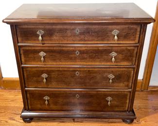 "Four Centuries By Henredon" 4 Drawer Dresser With Brass Pull Hardware