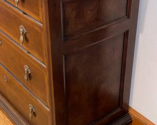 "Four Centuries By Henredon" 4 Drawer Dresser With Brass Pull Hardware