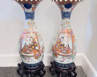 Pair Large Chinese Urns With Stands