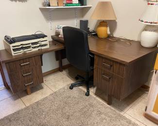 Office desk 
